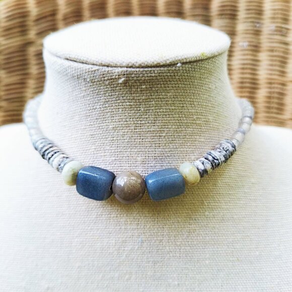 Shell & Stone Choker Necklace | Boho Summer Necklace | Hippie Coastal Necklace - Picture 6 of 6